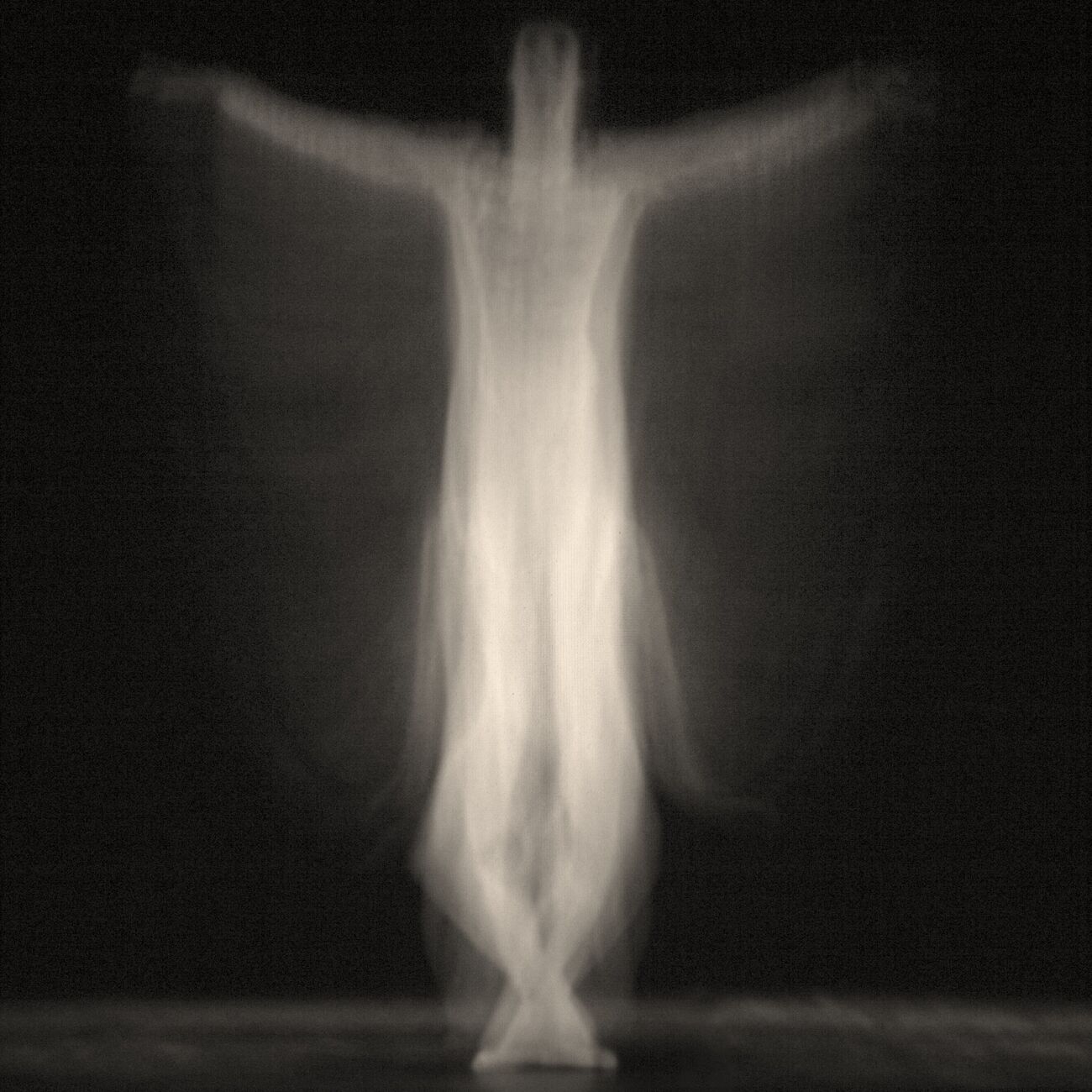 Tirage photographique 40 x 40 cm, Ghost Opera, etude 19. Ref-1059-13 - Denis Olivier Photographie