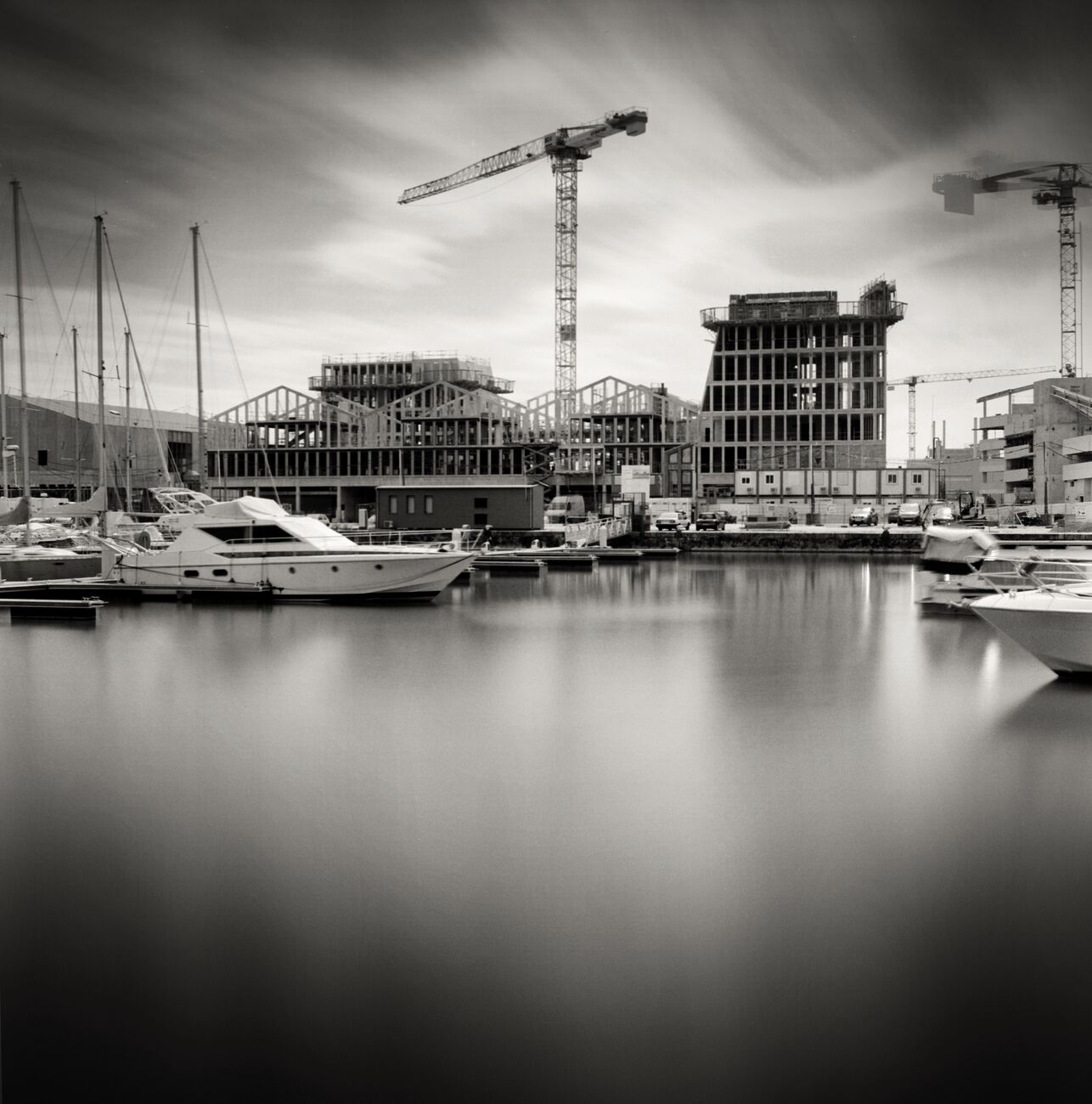 Marina, Dock 2, Bordeaux, France. Août 2020. Ref-1359 - Denis Olivier Photographie