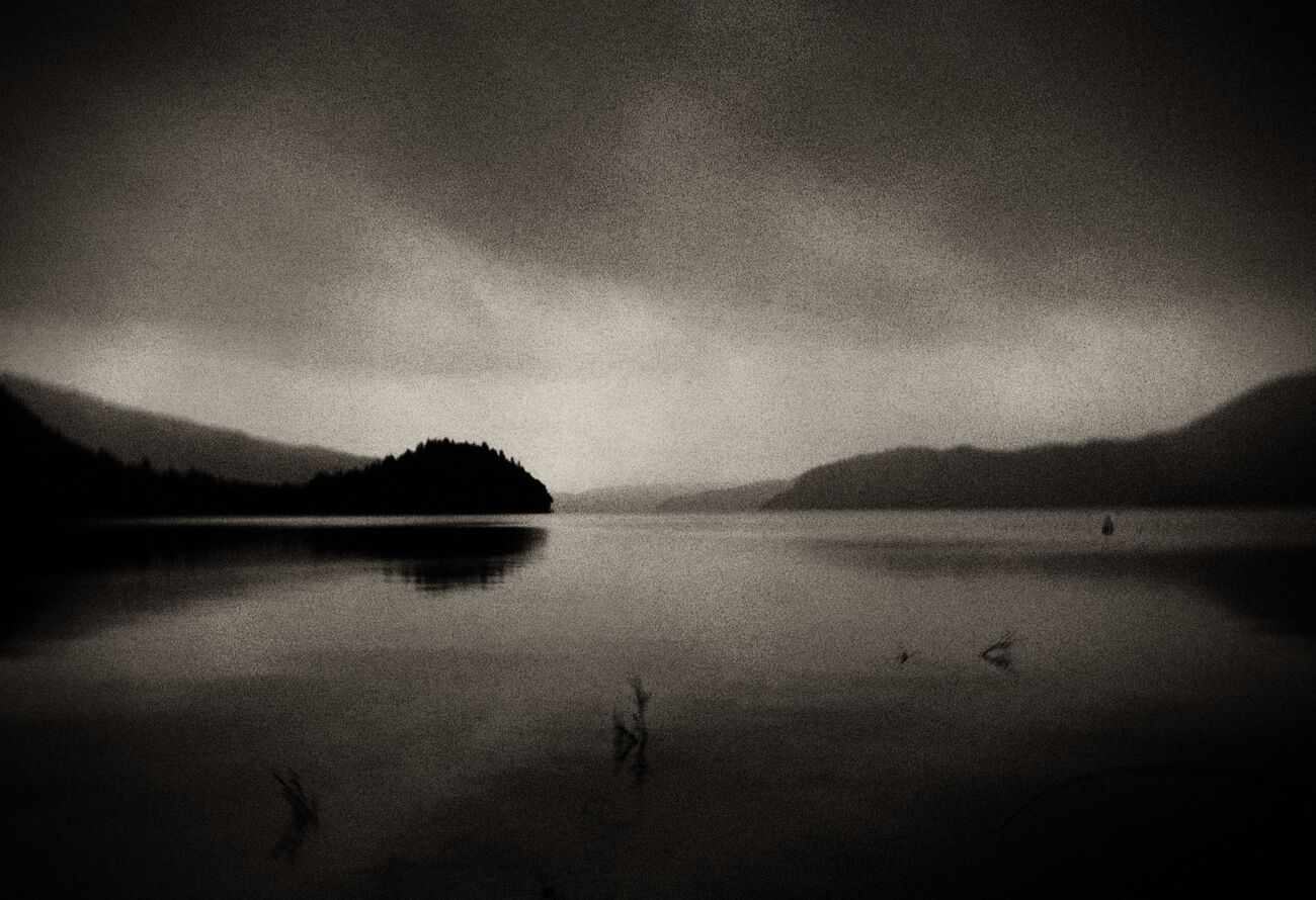 Tirage photographique 23 x 15.7 cm, Okataina Lake. Ref-1396-3 - Denis Olivier Photographie d'Art