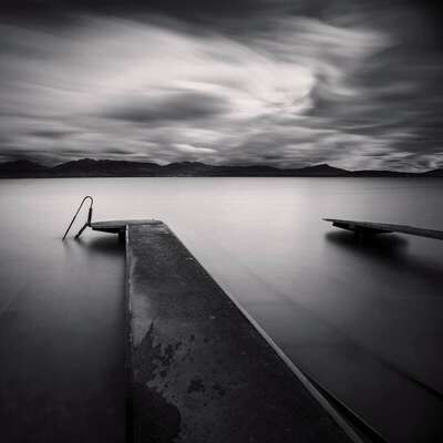 Piers, Etude 1, Lake Geneva, Suisse. Août 2014. Ref-11443 - Denis Olivier Photographie d'Art