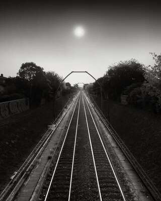 Sun over Railways, Talence