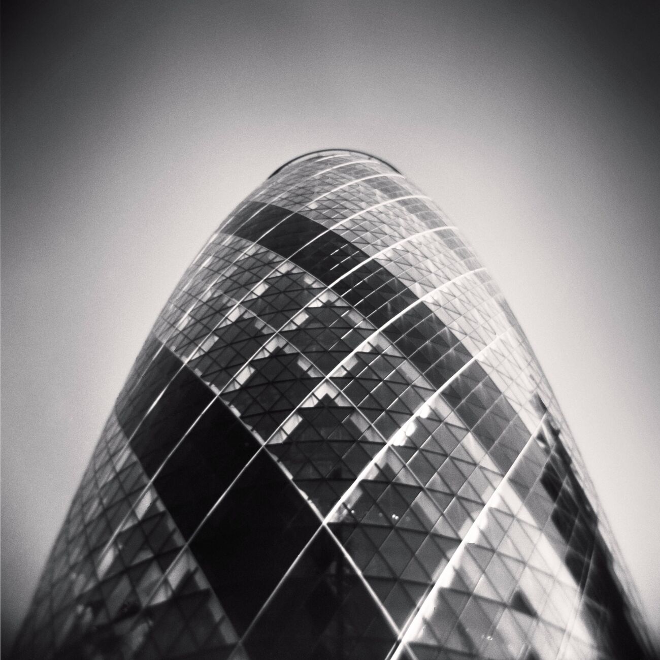 The Gherkin, Etude 1, The City, London, Angleterre. Avril 2014. Ref-11459 - Denis Olivier Photographie