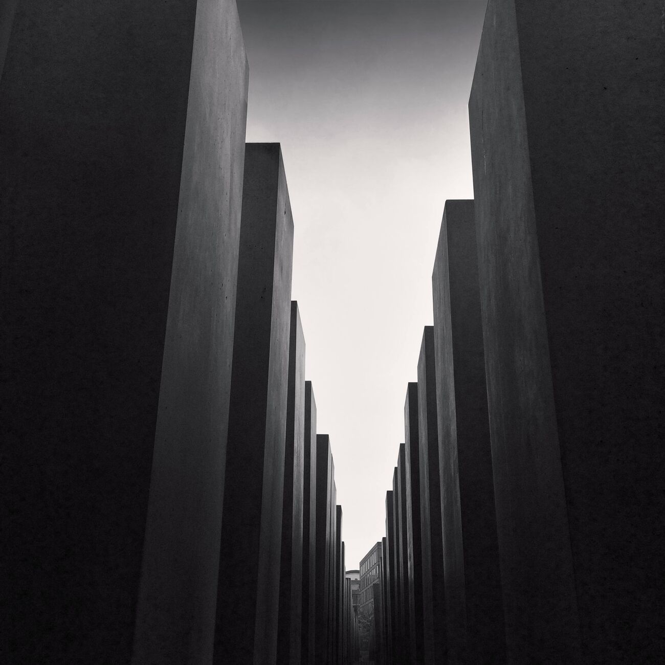 The Jews Memorial, Etude 1, Berlin, Allemagne. Octobre 2014. Ref-11466 - Denis Olivier Photographie
