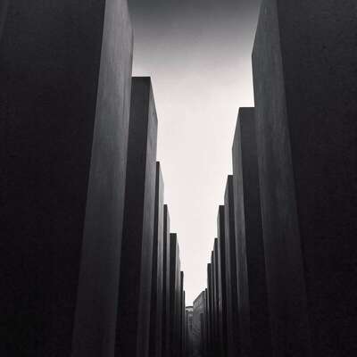 The Jews Memorial, Etude 1, Berlin, Allemagne. Octobre 2014. Ref-11466 - Denis Olivier Photographie d'Art