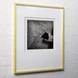Photographie d'art et collection Denis Olivier, Espagne. Mars 2000. Ref-641 - Denis Olivier Photographie d'Art, cadre bois clair sur mur blanc