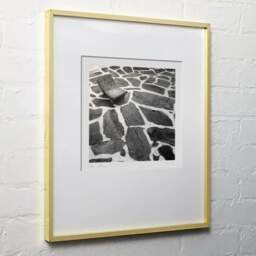 Photographie d'art et collection Denis Olivier, Dali's Terrace, Cadaqués, Espagne. Septembre 2003. Ref-457 - Denis Olivier Photographie, cadre bois clair sur mur blanc