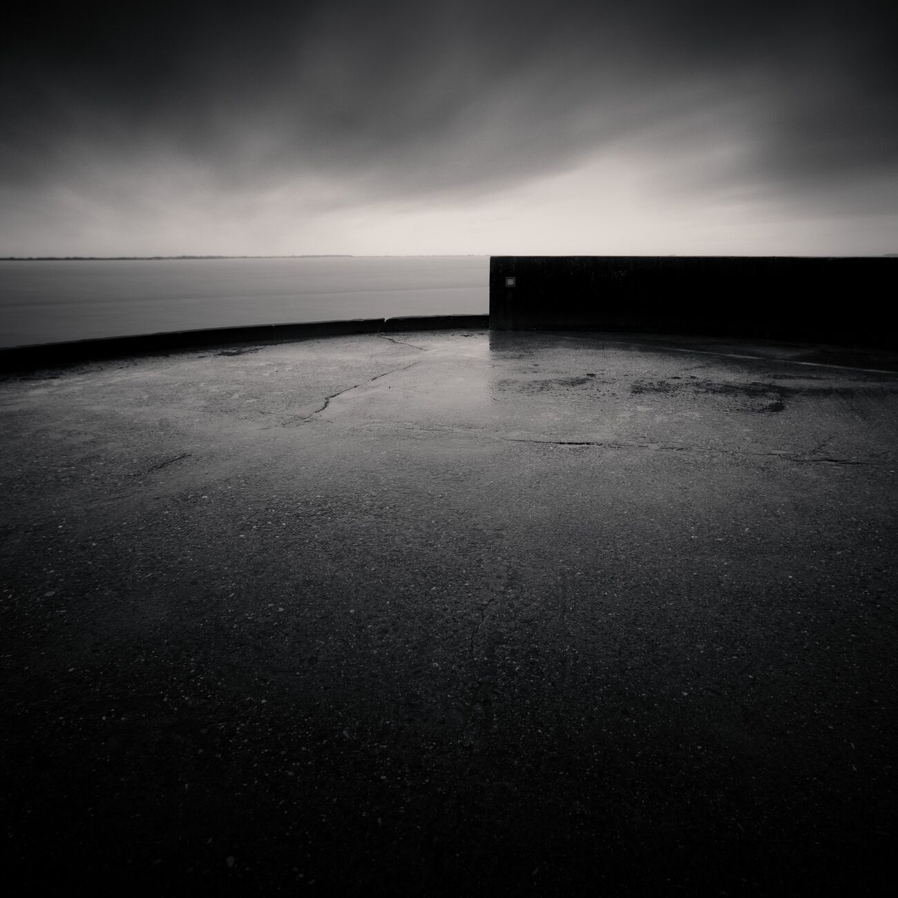 Photography 15.7 x 15.7 in, Horizon And Pier Edge. Ref-1258-12 - Denis Olivier Art Photography