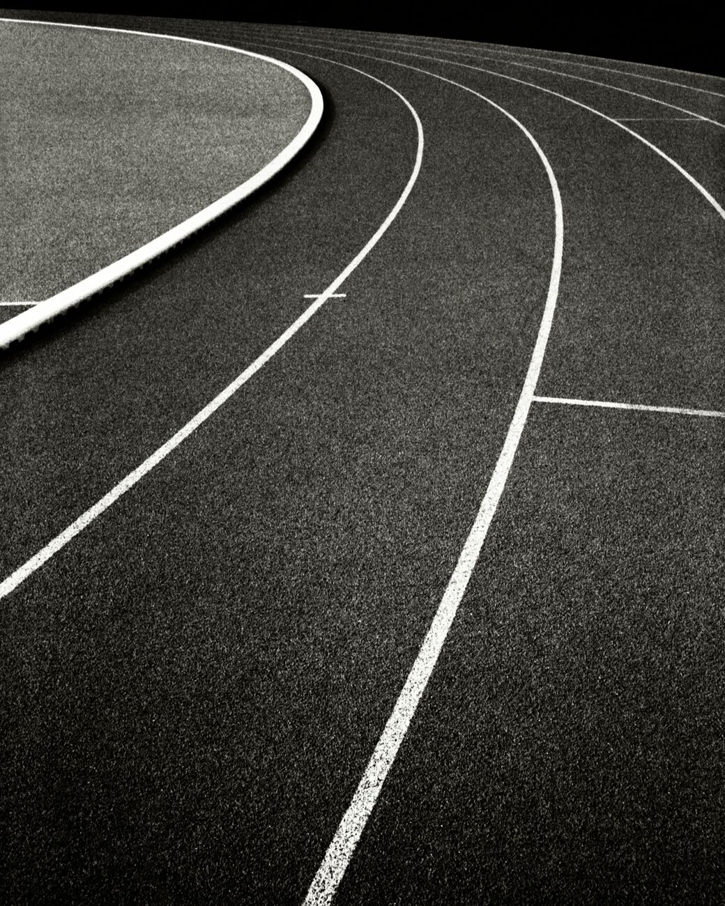 Running Track, Etude 2, Leo Lagrange Stadium, Saint-Nazaire, France. November 2022. Ref-11644 - Denis Olivier Photography