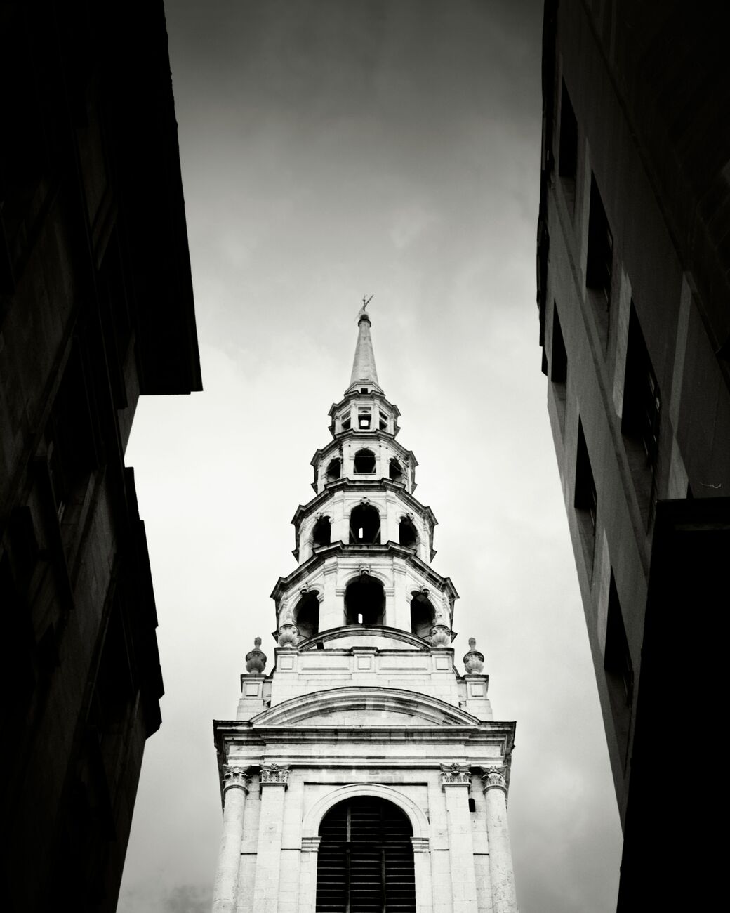Photograph 7.2 x 9.1 in, St Bride's Church. Ref-11659-10 - Denis Olivier Art Photography