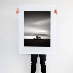 Art and collection photography Denis Olivier, Loch Linnhe, Etude 2, Glencoe, Scotland. August 2022. Ref-11615 - Denis Olivier Art Photography, Large original photographic art print in limited edition and signed tenu par un homme