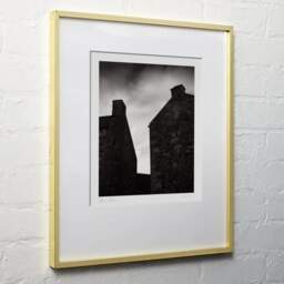 Art and collection photography Denis Olivier, Two Chimneys, Edinburgh, Scotland. August 2022. Ref-11616 - Denis Olivier Photography, light wood frame on white wall